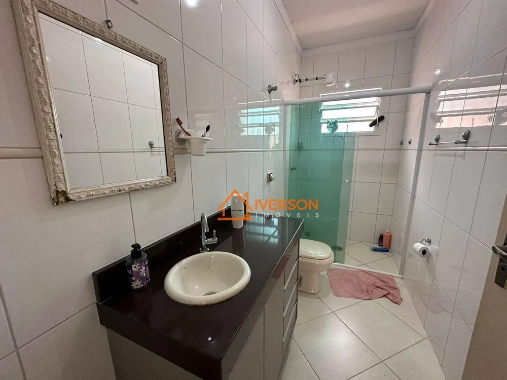 Casa, 5 quartos, 237 m² - Foto 8