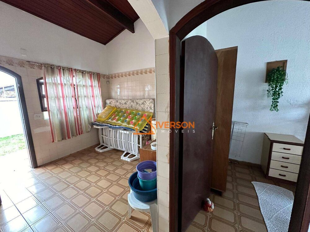 Casa, 3 quartos, 231 m² - Foto 4