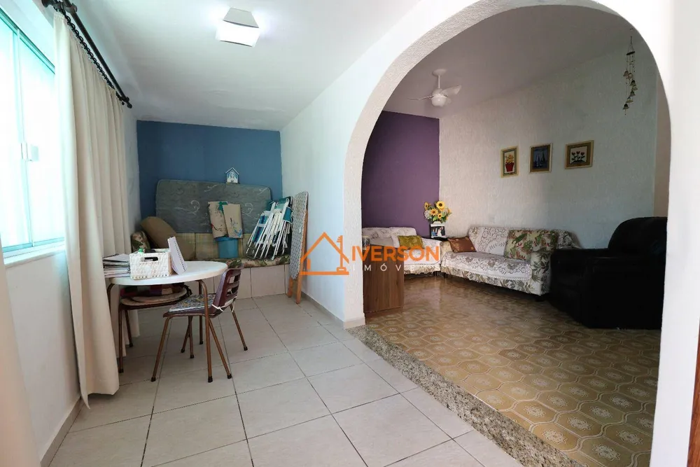 Casa, 4 quartos, 178 m² - Foto 2