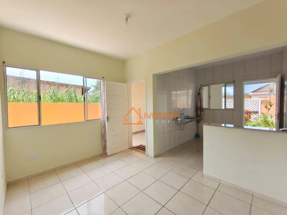 Casa, 2 quartos, 69 m² - Foto 1