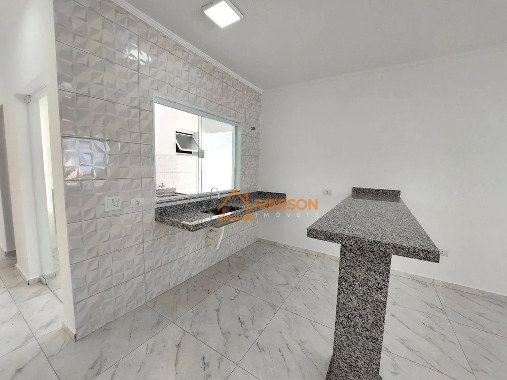 Casa, 2 quartos, 81 m² - Foto 1
