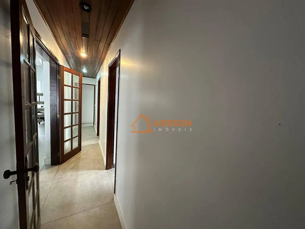 Casa, 4 quartos, 249 m² - Foto 8