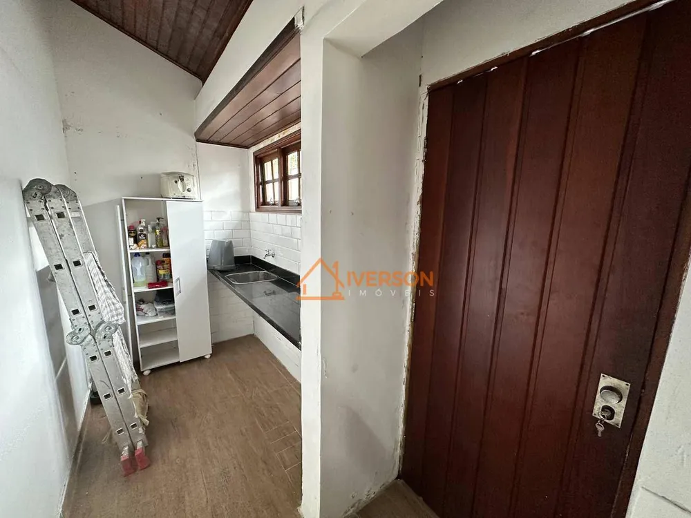 Casa, 4 quartos, 249 m² - Foto 3
