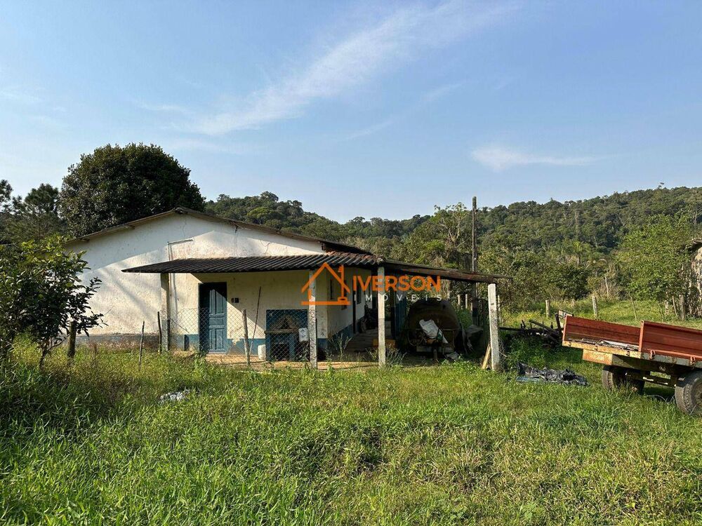 Fazenda à venda com 3 quartos, 300m² - Foto 11