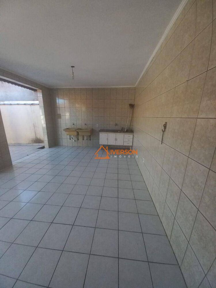 Casa, 3 quartos, 180 m² - Foto 5