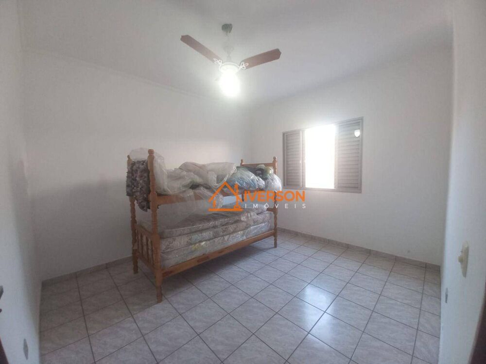 Casa, 3 quartos, 180 m² - Foto 4