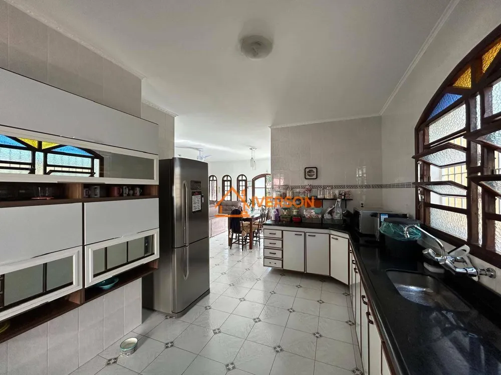 Casa, 3 quartos, 188 m² - Foto 4