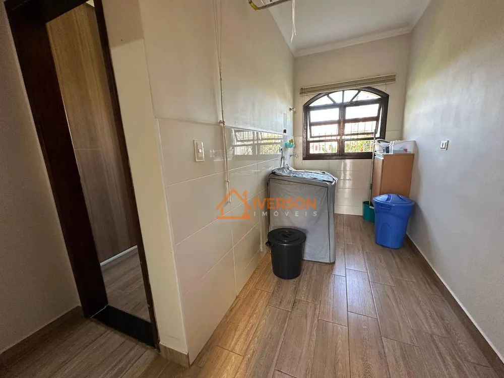 Casa, 3 quartos, 195 m² - Foto 9