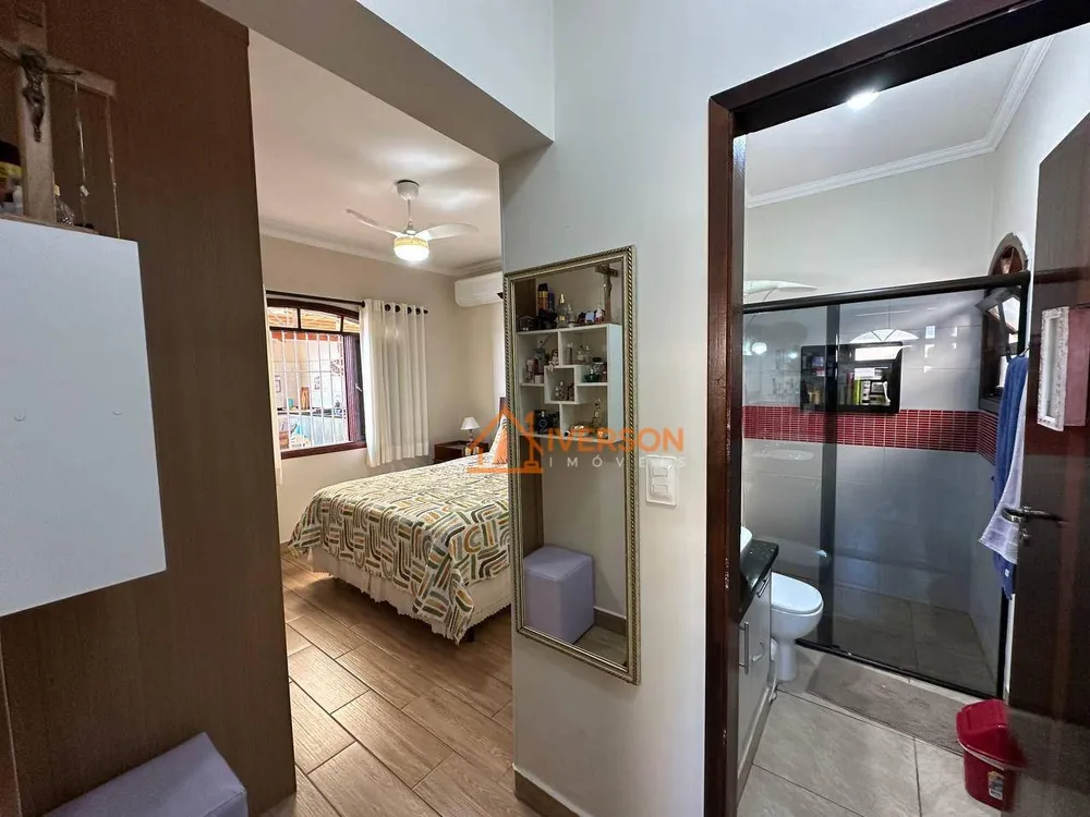 Casa, 3 quartos, 195 m² - Foto 3