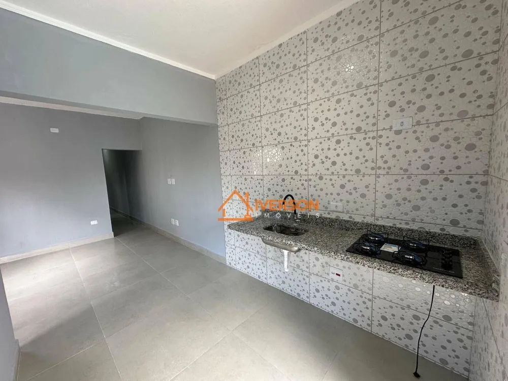 Casa, 2 quartos, 71 m² - Foto 1