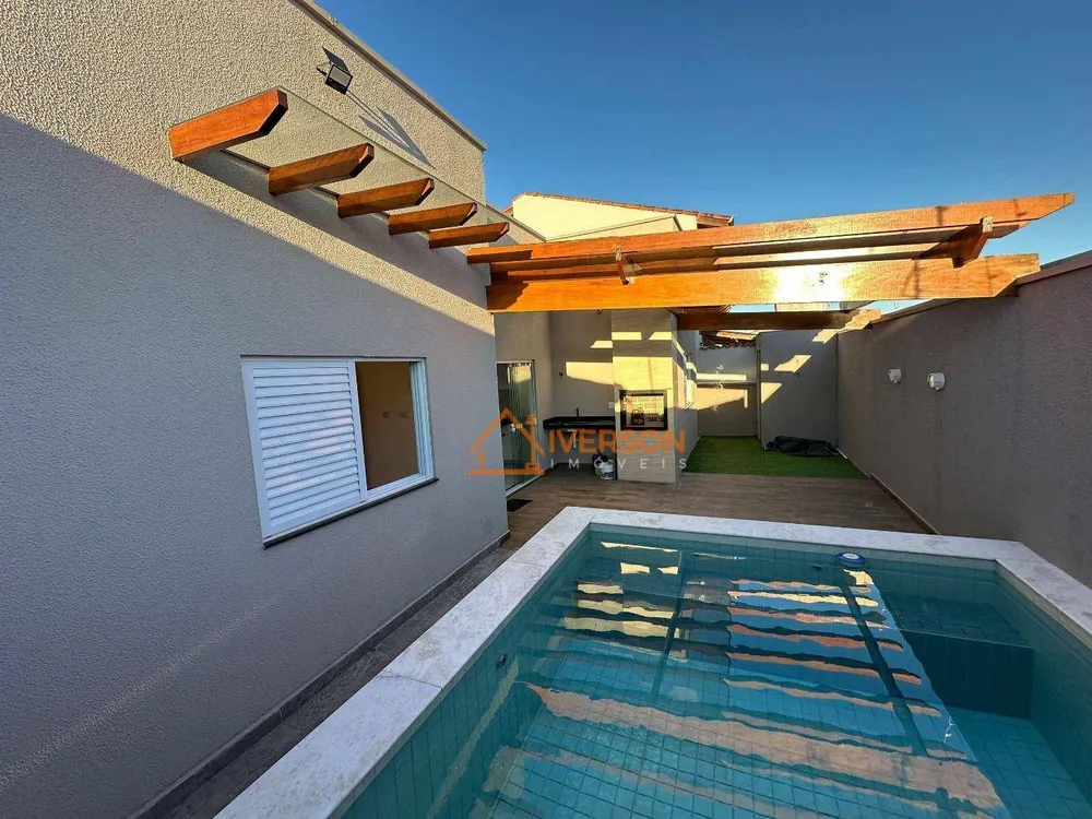 Casa, 3 quartos, 130 m² - Foto 2