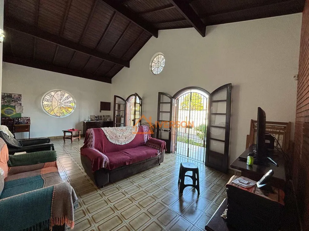 Casa, 3 quartos, 150 m² - Foto 2