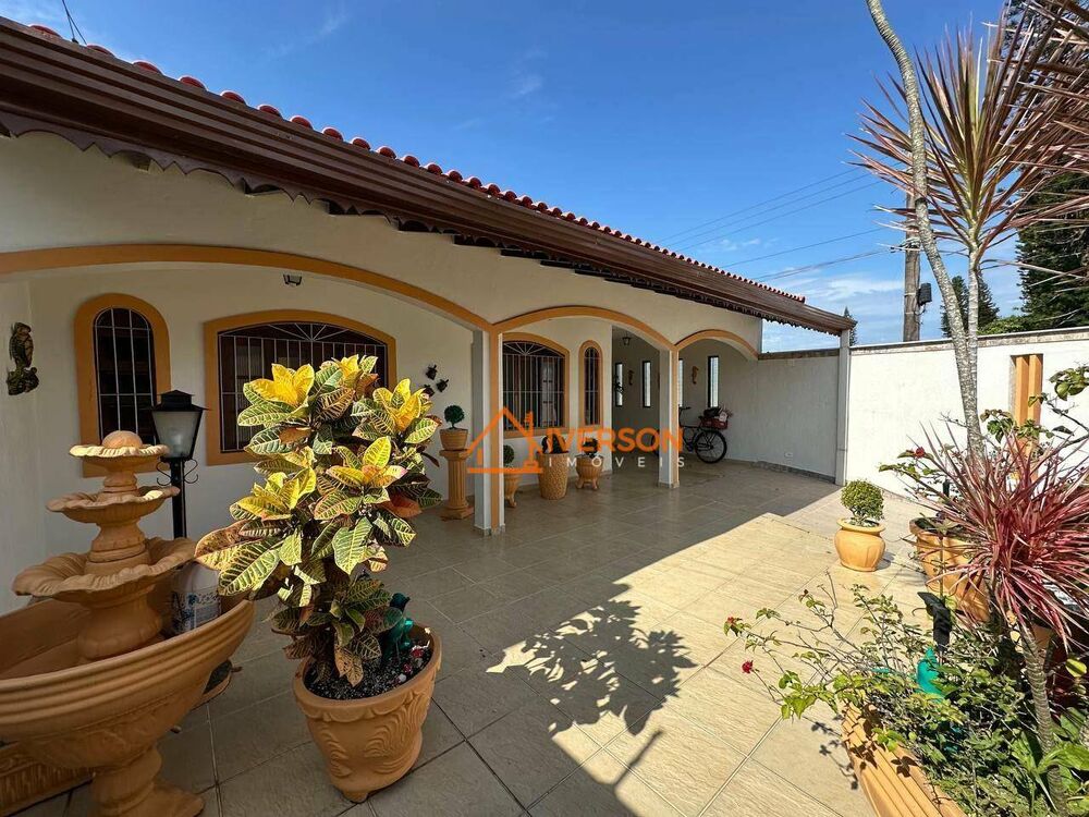 Casa, 3 quartos, 140 m² - Foto 1