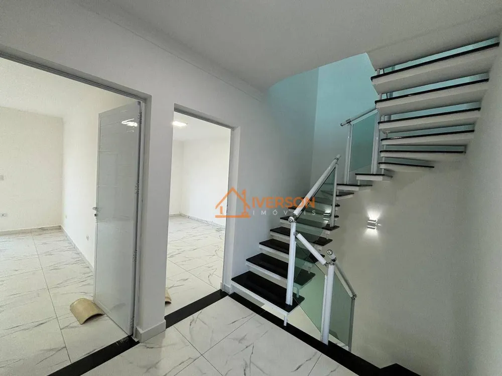 Sobrado, 3 quartos, 300 m² - Foto 2