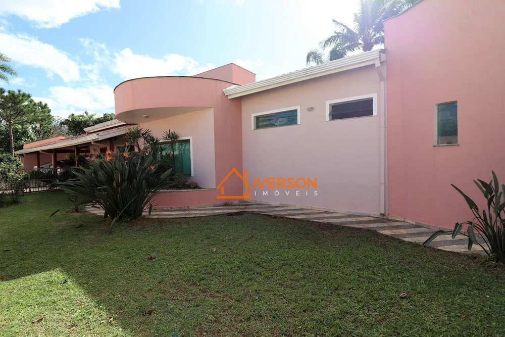 Casa, 3 quartos, 529 m² - Foto 1