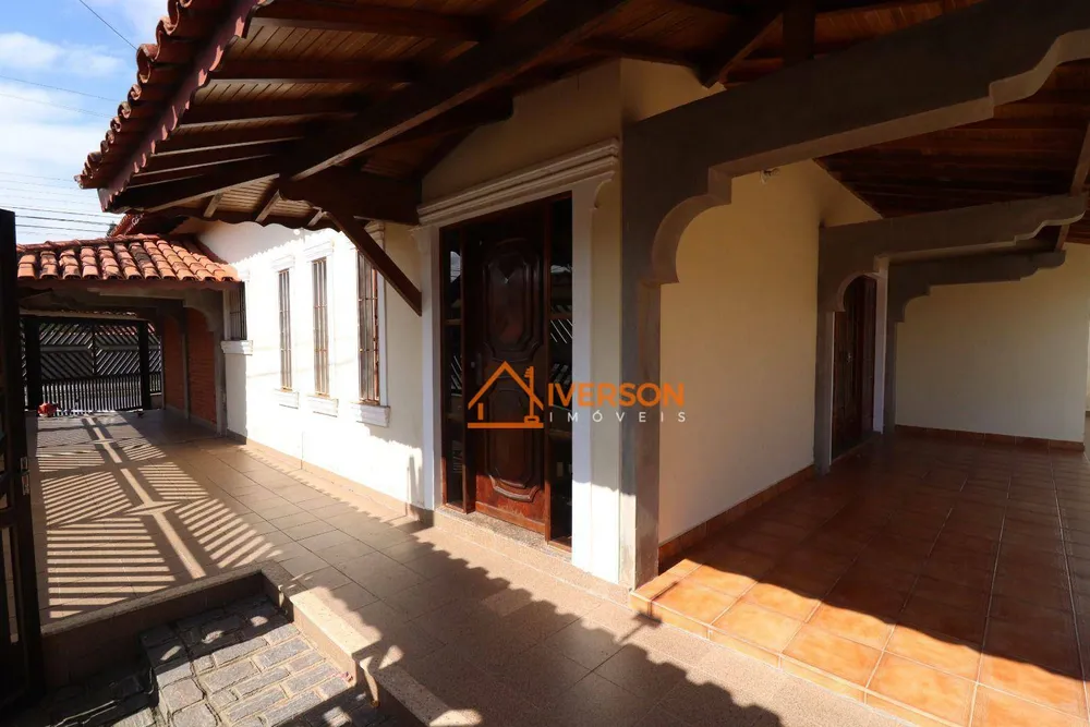 Sobrado, 4 quartos, 288 m² - Foto 2
