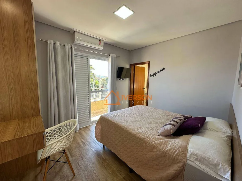 Sobrado, 4 quartos, 218 m² - Foto 5