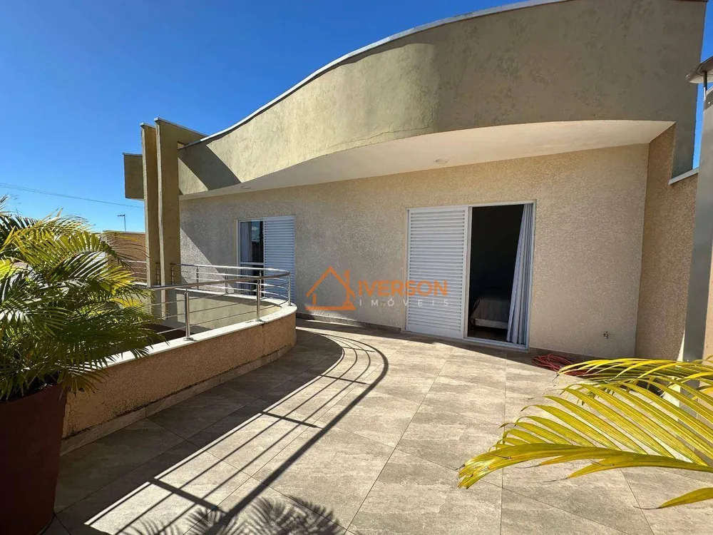 Sobrado, 4 quartos, 218 m² - Foto 8