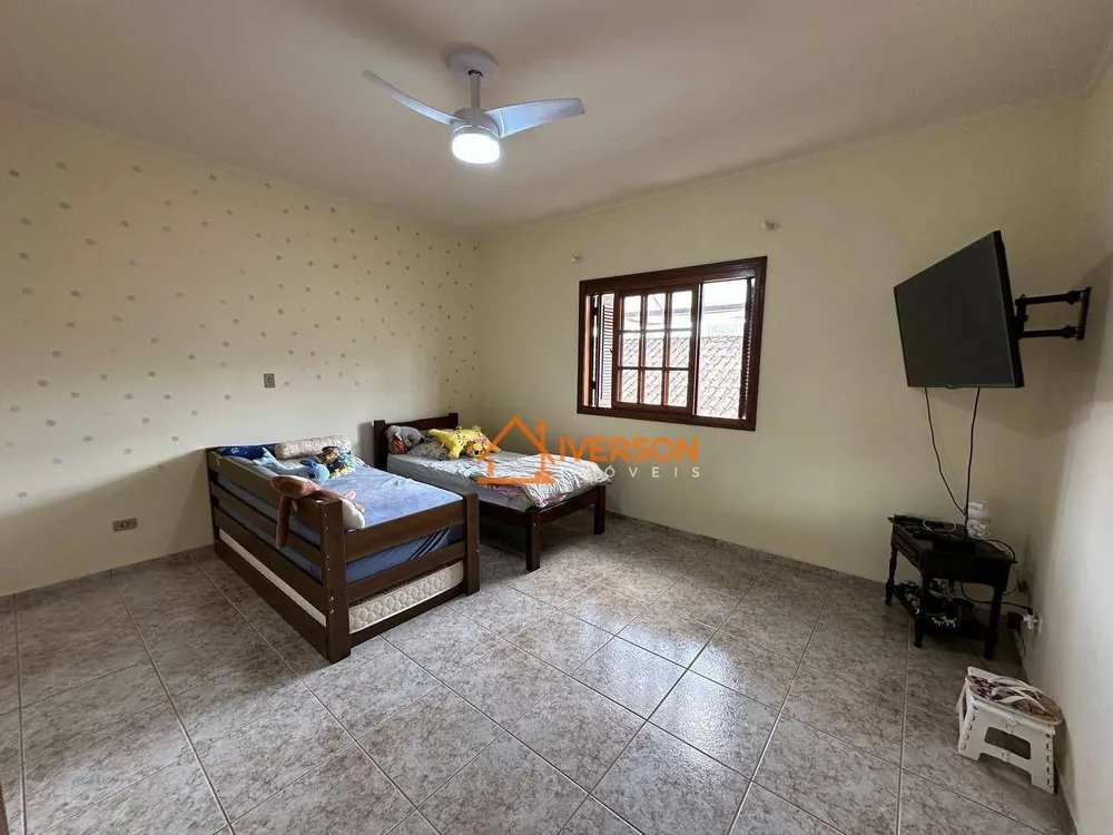 Sobrado, 5 quartos, 311 m² - Foto 3