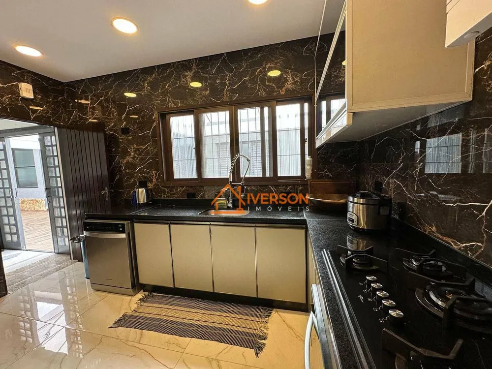 Sobrado, 5 quartos, 311 m² - Foto 5