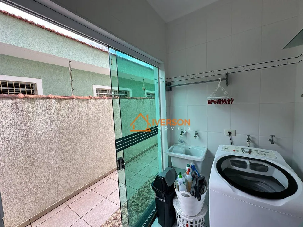 Casa, 3 quartos, 147 m² - Foto 1