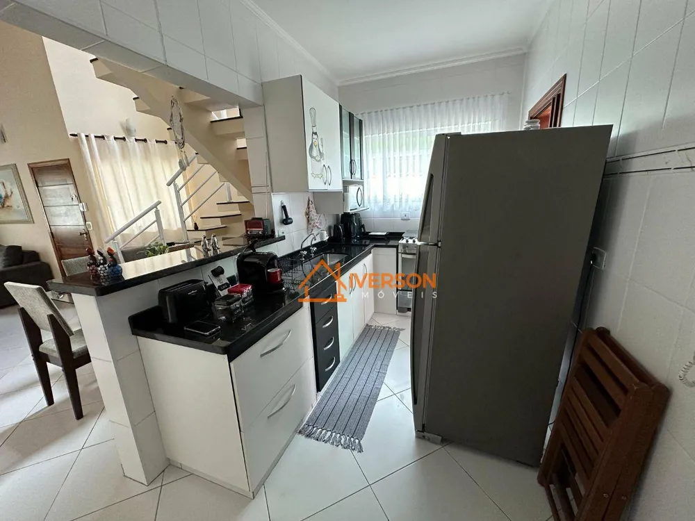 Casa, 3 quartos, 147 m² - Foto 2