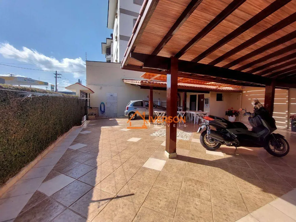 Sobrado, 4 quartos, 270 m² - Foto 11
