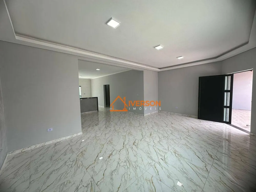 Casa, 3 quartos, 164 m² - Foto 1