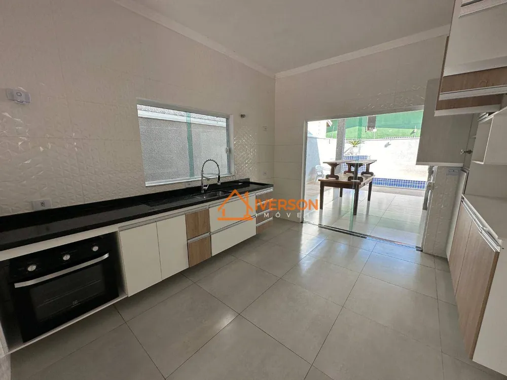 Casa, 3 quartos, 148 m² - Foto 2