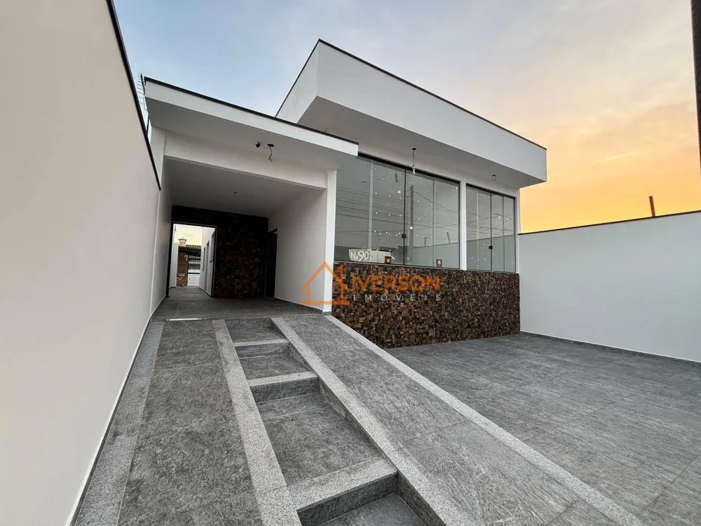 Casa, 3 quartos, 180 m² - Foto 1