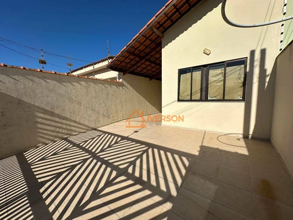 Casa, 3 quartos, 107 m² - Foto 1