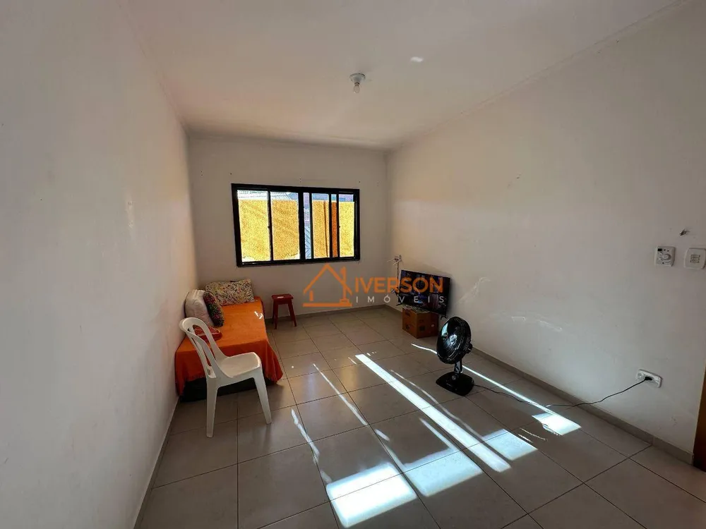 Casa, 3 quartos, 107 m² - Foto 2
