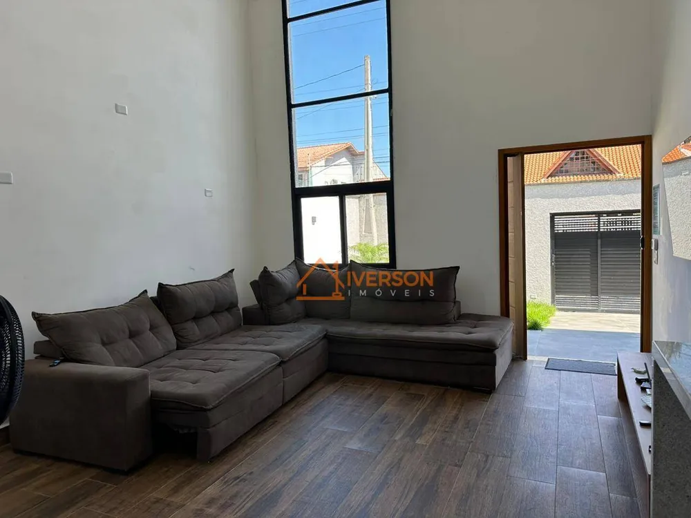 Casa, 4 quartos, 225 m² - Foto 2