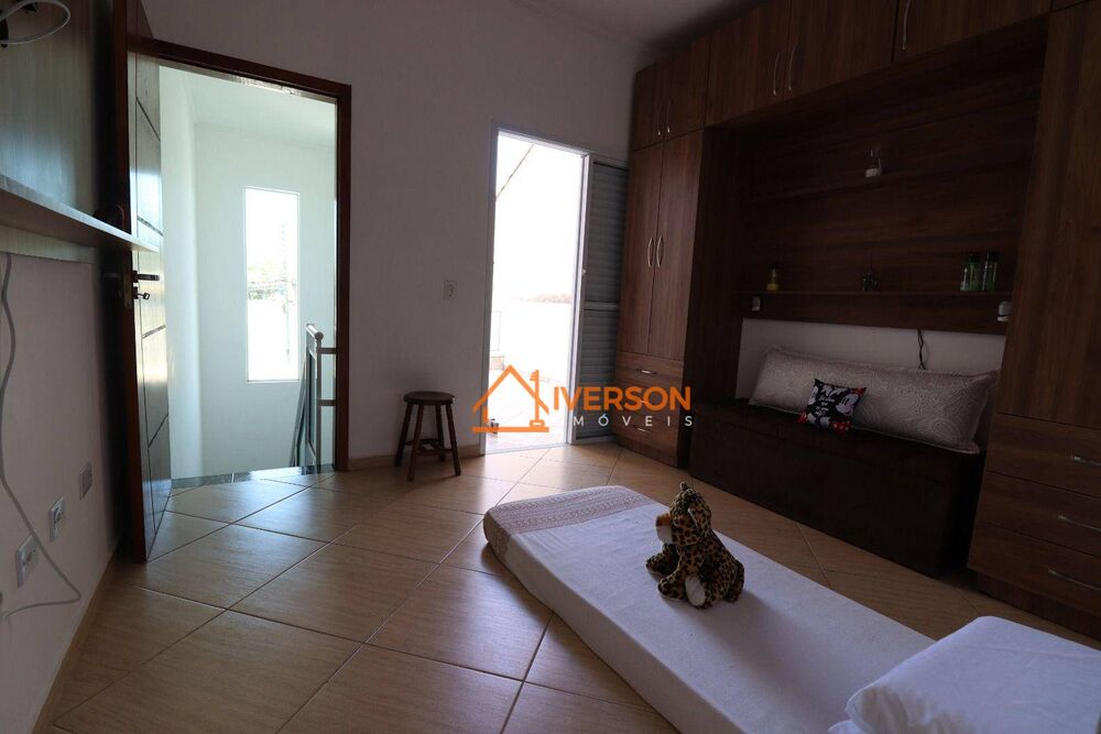 Sobrado à venda com 2 quartos, 80m² - Foto 4