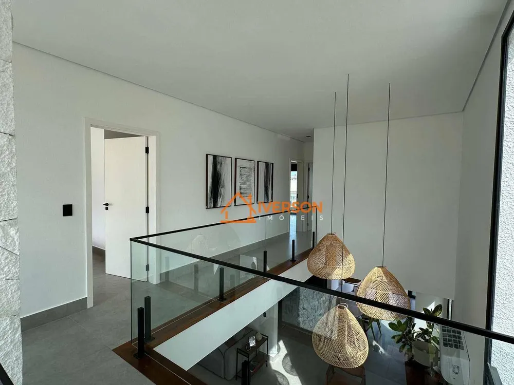 Sobrado, 3 quartos, 220 m² - Foto 1
