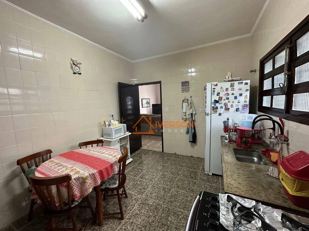 Casa, 3 quartos, 98 m² - Foto 4