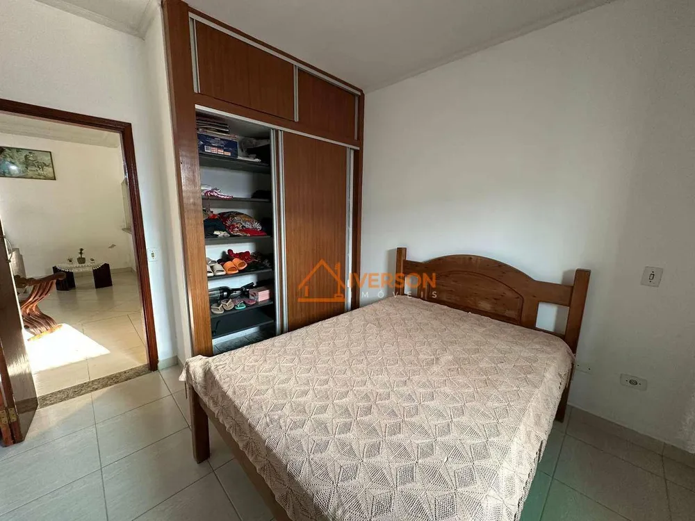 Casa, 3 quartos, 158 m² - Foto 2