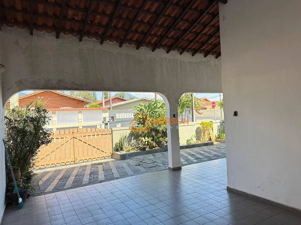 Casa, 3 quartos, 162 m² - Foto 5