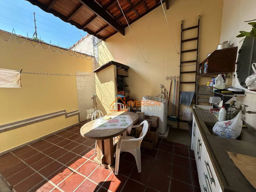 Casa, 3 quartos, 162 m² - Foto 4