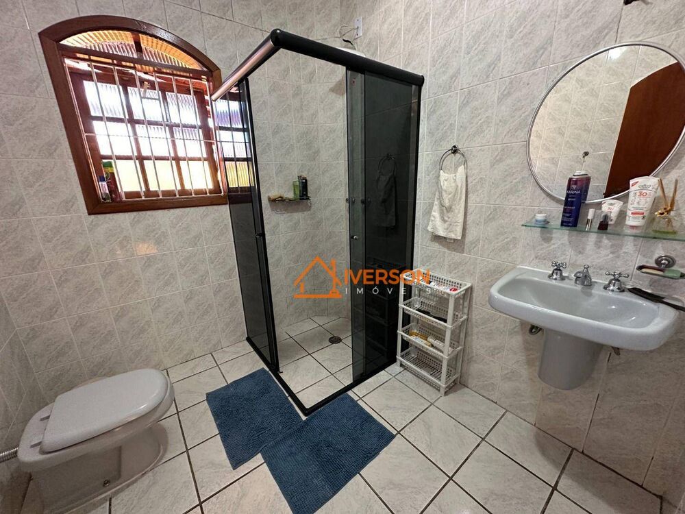 Casa, 4 quartos, 430 m² - Foto 1