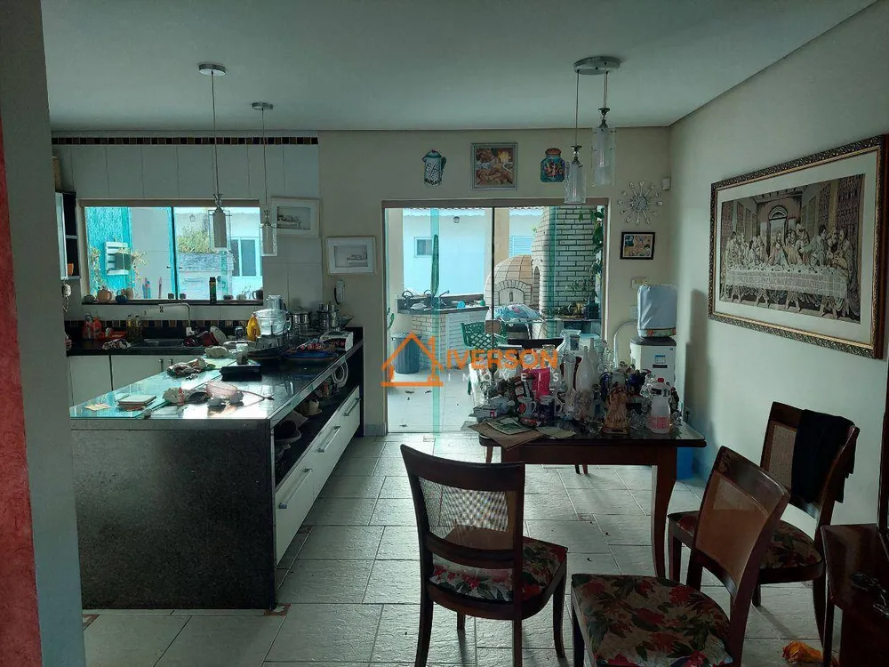 Sobrado, 3 quartos, 153 m² - Foto 2