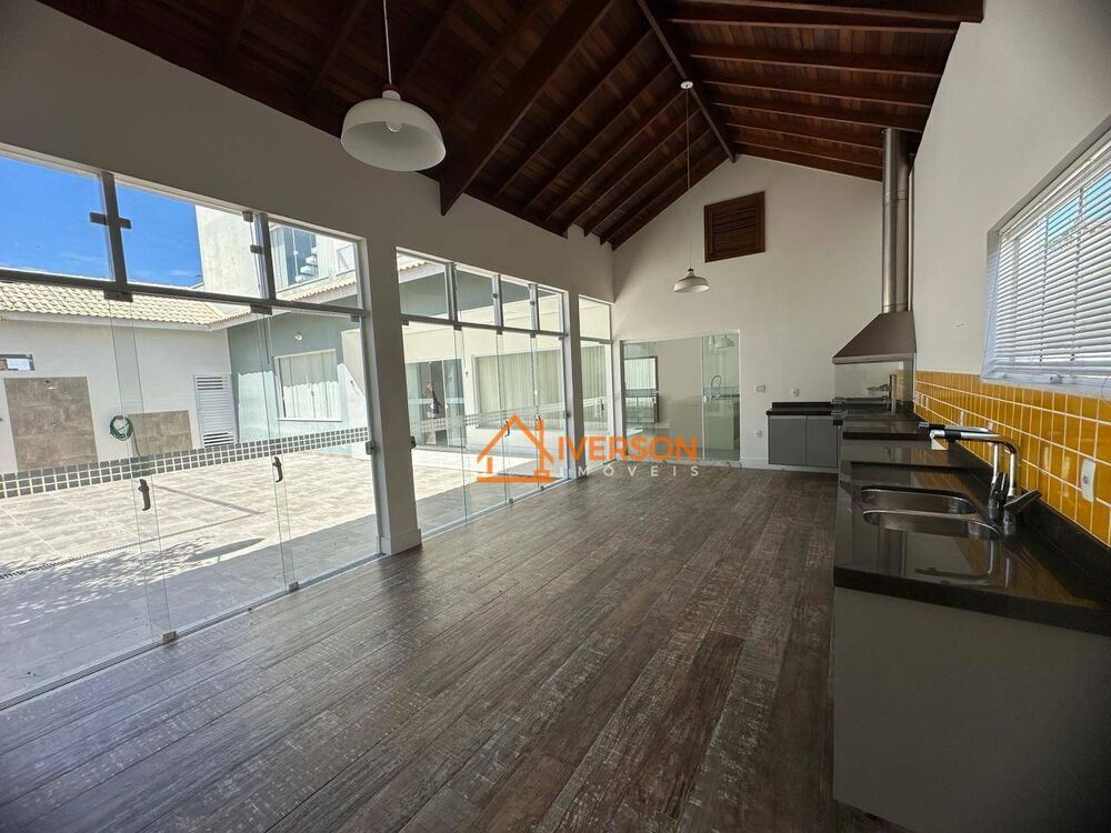 Sobrado, 6 quartos, 394 m² - Foto 10