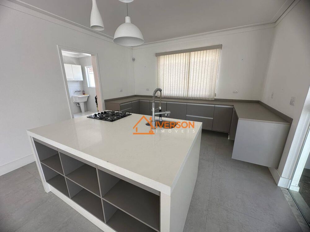 Sobrado, 6 quartos, 394 m² - Foto 26