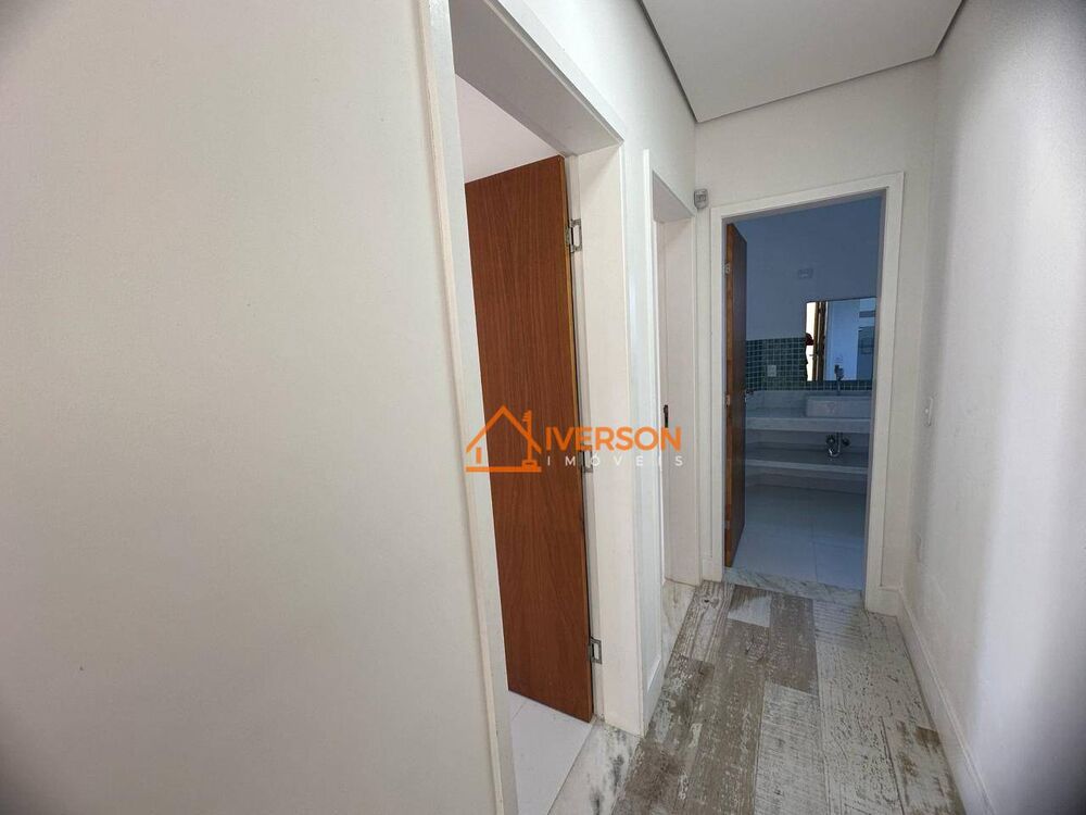 Sobrado, 6 quartos, 394 m² - Foto 11