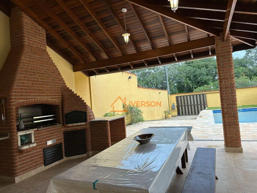 Casa, 3 quartos, 243 m² - Foto 2
