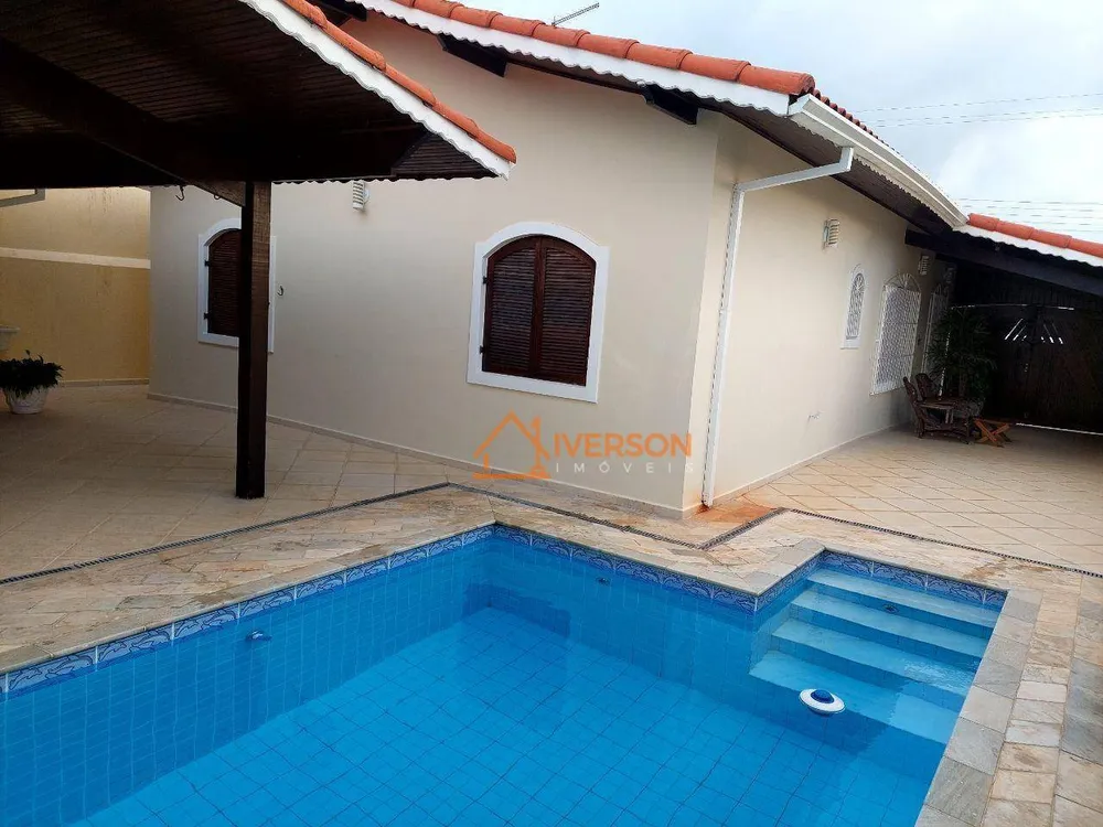 Casa, 3 quartos, 143 m² - Foto 1