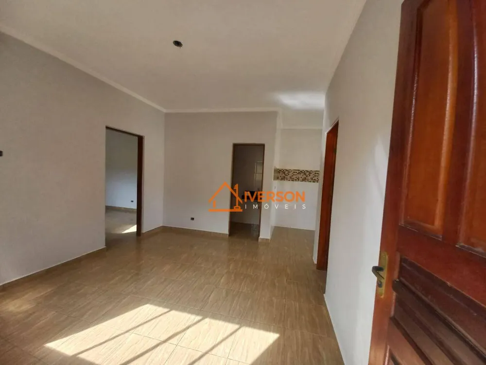 Casa, 2 quartos, 66 m² - Foto 3