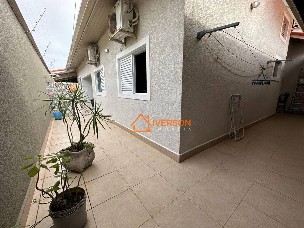 Casa à venda com 3 quartos, 160m² - Foto 8