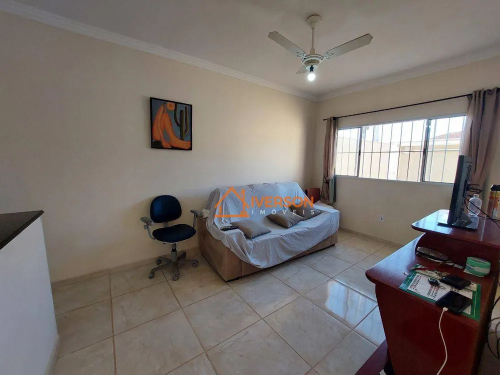 Casa, 3 quartos, 107 m² - Foto 2