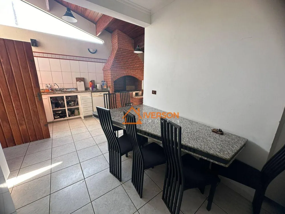 Casa, 4 quartos, 199 m² - Foto 6